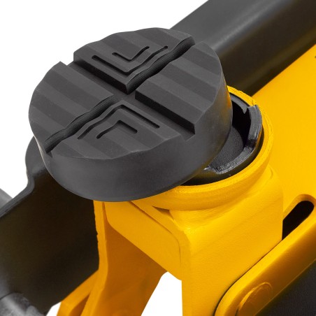 Домкрат підкатний гідравлічний 2,25т JCB-TH22504