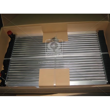➤ Радіатор охолодження AUDI A4/S4 (B5) (94-)/ A6/S6 (C5) (97-) (вир-во Nissens) 60299