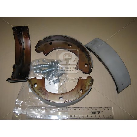 4674.00 Колодка гальм. барабан. MERCEDES SPRINTER 06-. VW CRAFTER 06- задн. (вир-во Remsa) фото від Мотор-Агро Харків Україна
