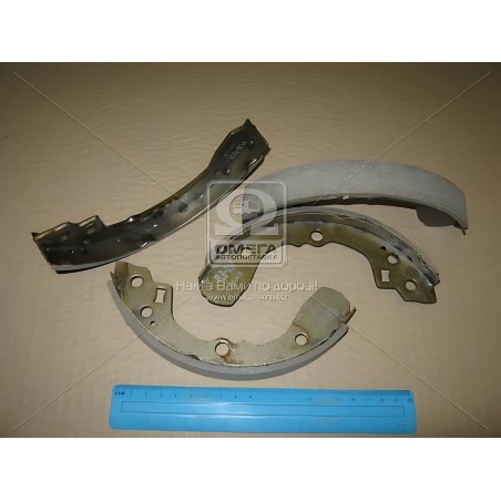 ➤ Колодки гальмівні барабанні (вир-во PARTS-MALL) PLB-017