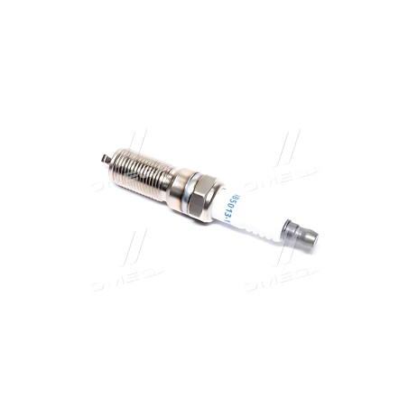 ➤ Свічка запалювання FORD FOCUS 1.8 98-04, TRANSIT CONNECT 1.8 02- (вир-во MAGNETI MARELLI) 062513000013