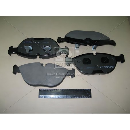 ➤ Колодка гальм. диск. MB C-CLASS, VW GOLF V передн. (вир-во Bosch) 0 986 424 649