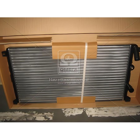 43002276 Радіатор охолодження двигуна MOVANO/MASTER D MT 98- (Van Wezel) фото від Мотор-Агро Харків Україна