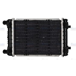 607112 Радіатор охолодження AUDI Q7/Q8/ VW TOUAREG (2018) (вир-во Nissens) фото від Мотор-Агро Харків Україна