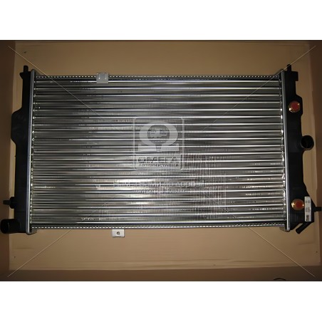 ➤ Радіатор охолодження OPEL VECTRA A (88-) АТ (вир-во Nissens) 630641