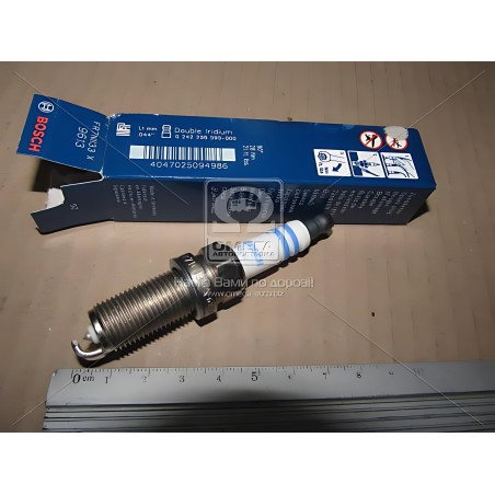 0242236593 Свічка запалювання FR7NII33X IRIDIUM (SUZUKI,TOYOTA) (вир-во BOSCH) фото від Мотор-Агро Харків Україна