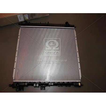 ➤ Радіатор охолодження двигуна Actyon, Kyron (вир-во SsangYong) 2131009152