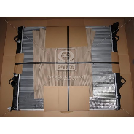 ➤ Радіатор охолодження TOYOTA LAND CRUISER PRADO J120 (02-) 2.7 i (вир-во Nissens) 646822