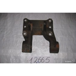 45-4605011-А1 Кронштейн ЮМЗ навіски зі втулками фото від Мотор-Агро Харків Україна