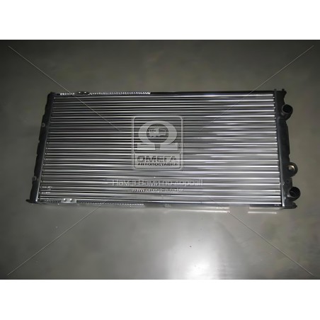 652491 Радіатор охолодження VW PASSAT B3 (88-) 1.6-2.8 (вир-во Nissens) фото від Мотор-Агро Харків Україна