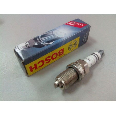 BOSCH WR7DCЕ Свіча BOSCH WR7DCЕ ВАЗ 2108-09-10 від Мотор-Агро Харків Україна