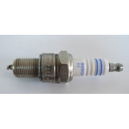 BOSCH WR7DСХ Свіча BOSCH WR7DСХ ВАЗ 2108-09-10 від Мотор-Агро Харків Україна